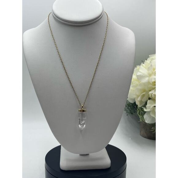 STELLA & DOT Gold Toned Chain Clear Quartz obelisk Amulet Pendant Necklace - Picture 2 of 14